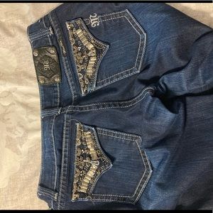 EUC Miss Me Skinny Jeans Size 31. Worn Twice!